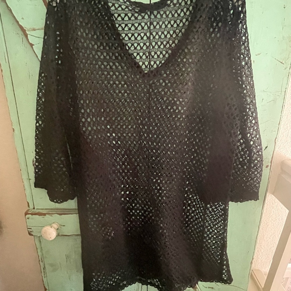 Women’s bathing suit cover up